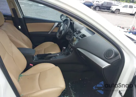 2013 Mazda Mazda3 I Grand Touring z USA, uszkodzony, nr VIN JM1BL1W79D1726420